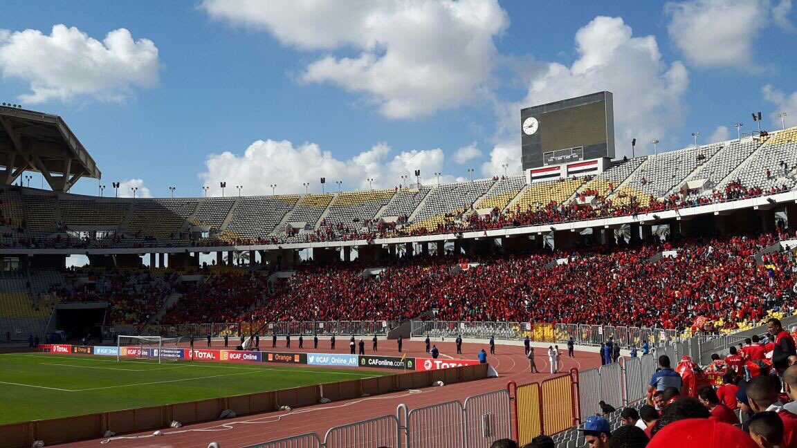 فيديو حصري جماهير النادي الأهلي في قلب ملعب الدار البيضاء