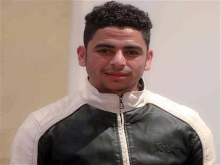كل ما تريد معرفته عن مدافع الأهلي الجديد محمود الجزار